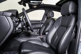 Used 2025 Porsche Macan image 5