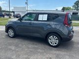 Used 2020 Kia Soul LX image 2