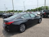 Used 2024 Nissan Altima 2.5 SV image 4
