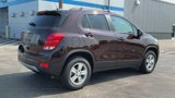 Certified 2022 Chevrolet Trax LT w/ LT Convenience Package image 2