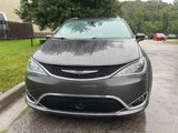 Used 2019 Chrysler Pacifica Touring-L Plus w/ Advanced Safetytec Group image 2