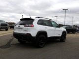Used 2021 Jeep Cherokee Trailhawk image 3