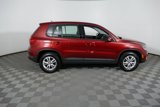 Used 2014 Volkswagen Tiguan S image 2
