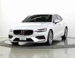 Used 2020 Volvo S60 T5 Momentum image 3