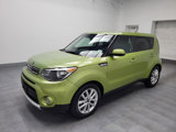 Used 2018 Kia Soul + image 2