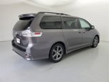 Used 2016 Toyota Sienna SE w/ SE Preferred Package image 5