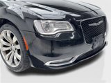 Used 2018 Chrysler 300 Limited image 3