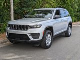 New 2024 Jeep Grand Cherokee Laredo w/ Luxury Tech Group I image 2