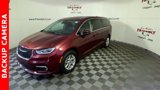 Used 2023 Chrysler Pacifica Touring-L image 5