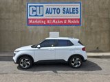 Used 2021 Hyundai Venue SEL w/ Premium Package image 4