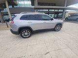 Used 2019 Jeep Cherokee Latitude Plus image 3