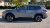 Used 2024 Nissan Rogue SV image 5
