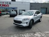 Used 2020 Ford Escape SE image 2