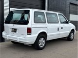 Used 1994 Dodge Caravan image 3