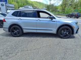 Used 2024 Volkswagen Tiguan SE R-Line image 3