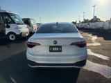 Used 2023 Volkswagen Jetta Sport image 4