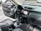 Used 2015 Nissan Rogue SL w/ SL Premium Package image 5