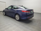 Used 2017 Kia Optima EX w/ Premium Package image 5