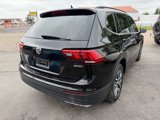 Used 2019 Volkswagen Tiguan SE w/ Panoramic Sunroof Package image 4