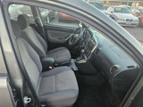 Used 2007 Toyota Matrix XR image 6