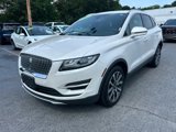 Used 2019 Lincoln MKC Reserve image 4