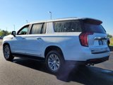 Used 2022 GMC Yukon XL Denali image 4
