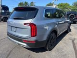 Used 2022 Kia Telluride LX image 3