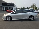 Used 2018 Toyota Prius Three image 2