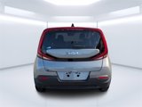 Used 2022 Kia Soul LX image 4