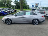 Used 2025 Hyundai Elantra Sport image 4