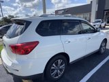 Used 2019 Nissan Pathfinder S image 4