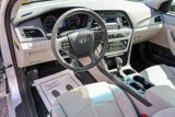 Used 2015 Hyundai Sonata SE image 4