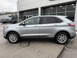 Used 2023 Ford Edge SEL image 4