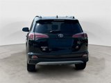 Used 2018 Toyota RAV4 SE image 4