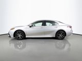 Used 2023 Toyota Camry SE image 4