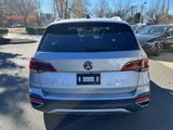Used 2022 Volkswagen Taos SE w/ Panoramic Sunroof Package image 4