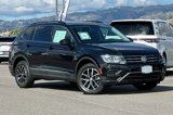 Used 2021 Volkswagen Tiguan SE image 2