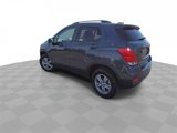 Used 2022 Chevrolet Trax LT w/ LT Convenience Package image 6
