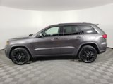 Used 2019 Jeep Grand Cherokee Altitude image 3