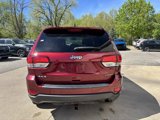 Used 2020 Jeep Grand Cherokee Laredo image 6