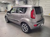 Used 2013 Kia Soul ! w/ Premium Pkg image 4