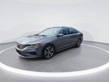 Used 2020 Volkswagen Passat 2.0T SEL image 4