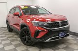 Certified 2022 Volkswagen Taos SE image 3