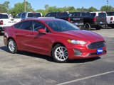 Used 2020 Ford Fusion SE image 2