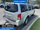 Used 2012 Nissan Pathfinder S image 3