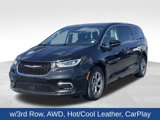Used 2024 Chrysler Pacifica Limited image 2