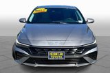 Used 2024 Hyundai Elantra Limited image 3
