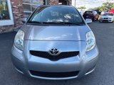Used 2009 Toyota Yaris 4-Door Hatchback image 2