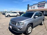 Used 2016 Jeep Compass Latitude image 2
