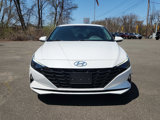 Used 2021 Hyundai Elantra SE image 2